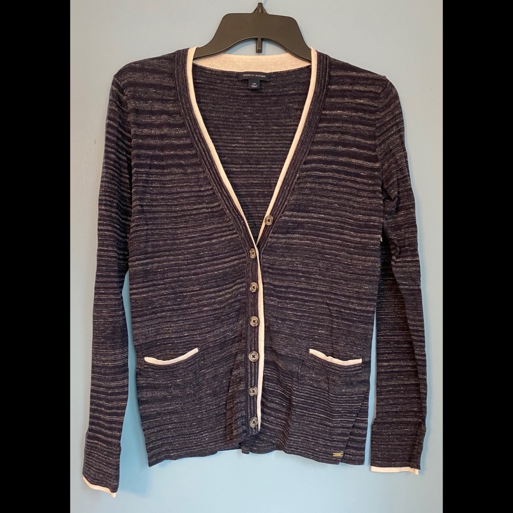 NWOT Tommy Hilfiger cardigan!